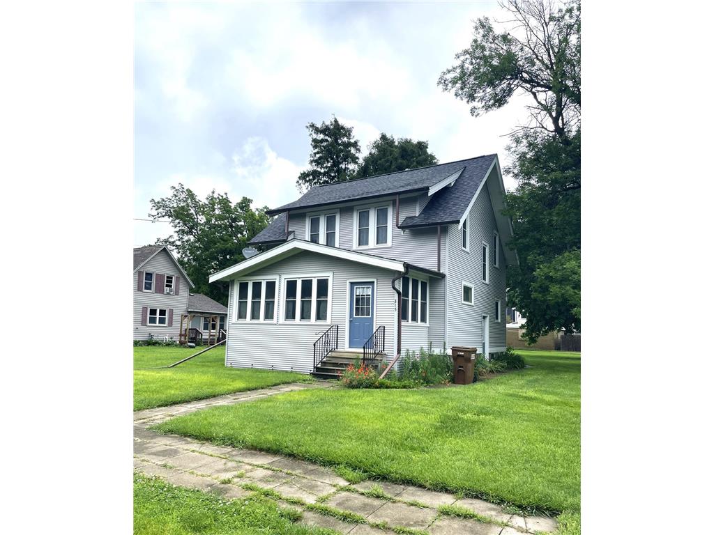 315 Ash Avenue N New Richland MN 56072 6564563 image1