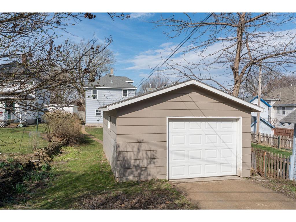 315 Center Street Mankato MN 56001 7061427 image28