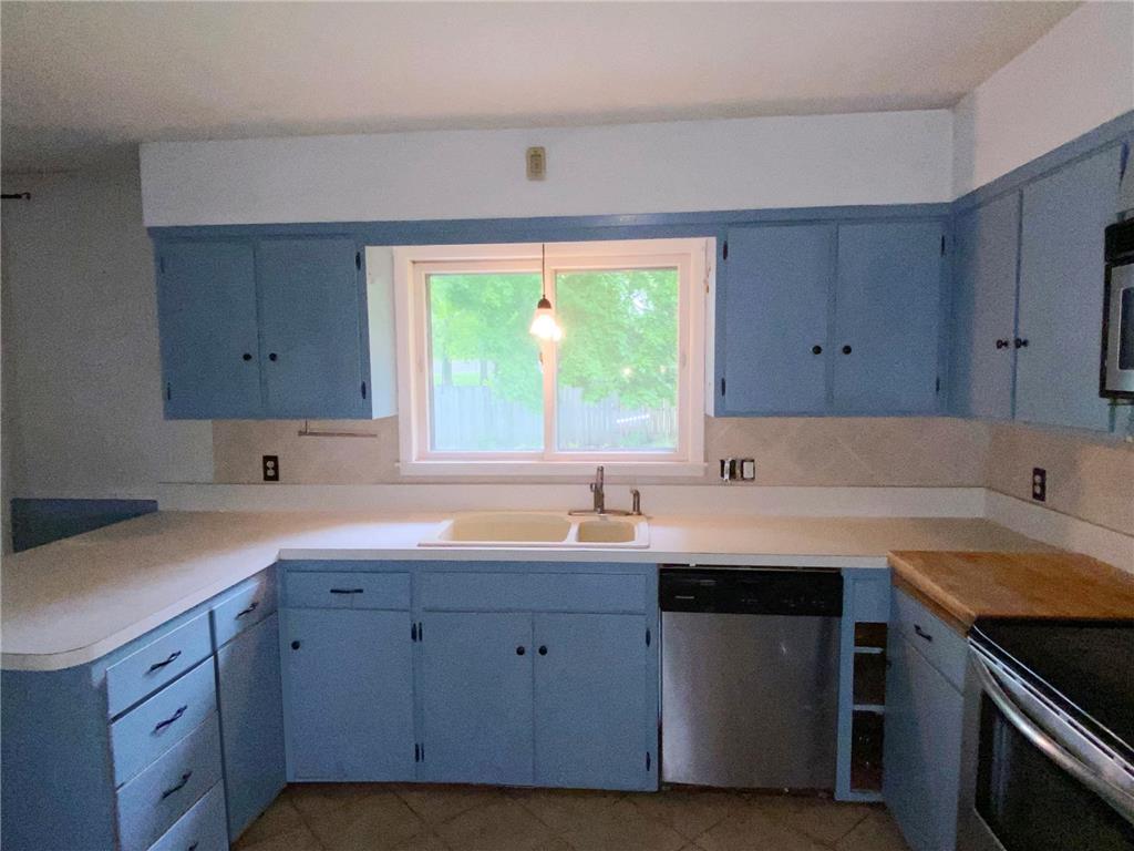 315 Charles Street SW Hutchinson MN 55350 7078652 image3