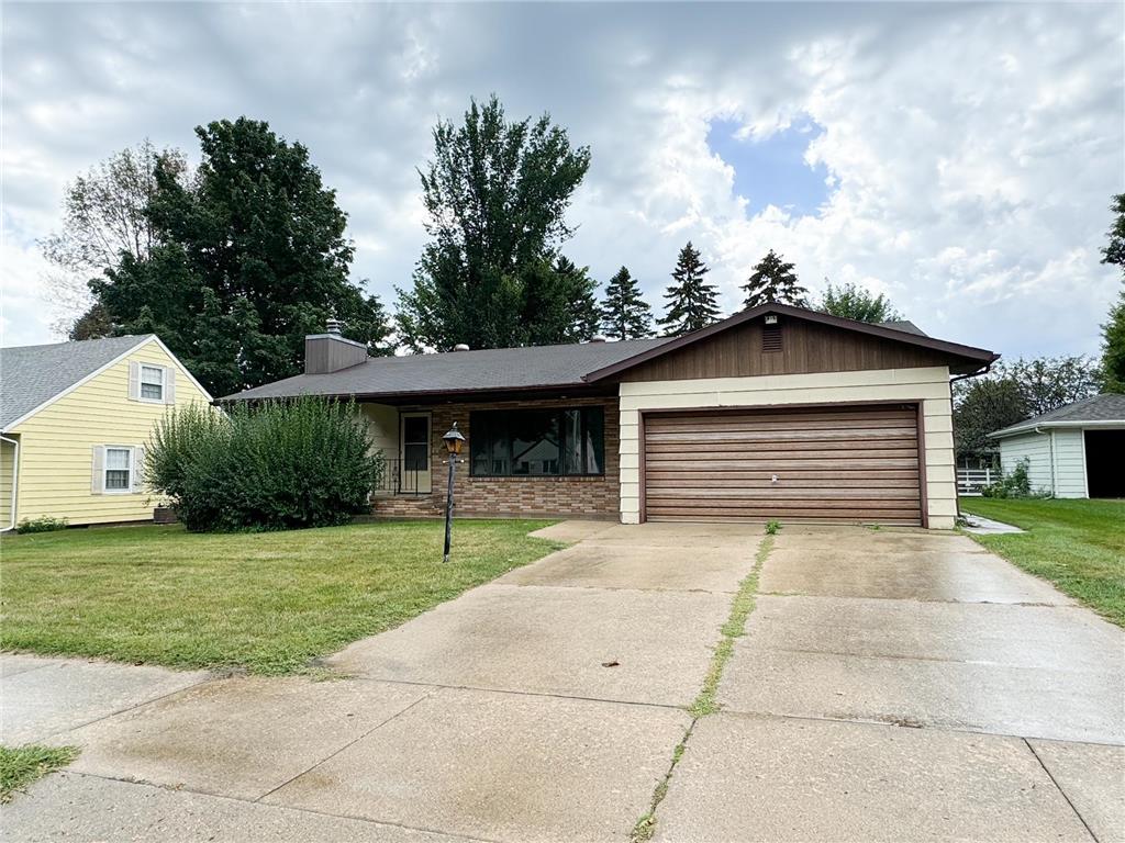 315 Clary Street W Worthington MN 56187 6565629 image1