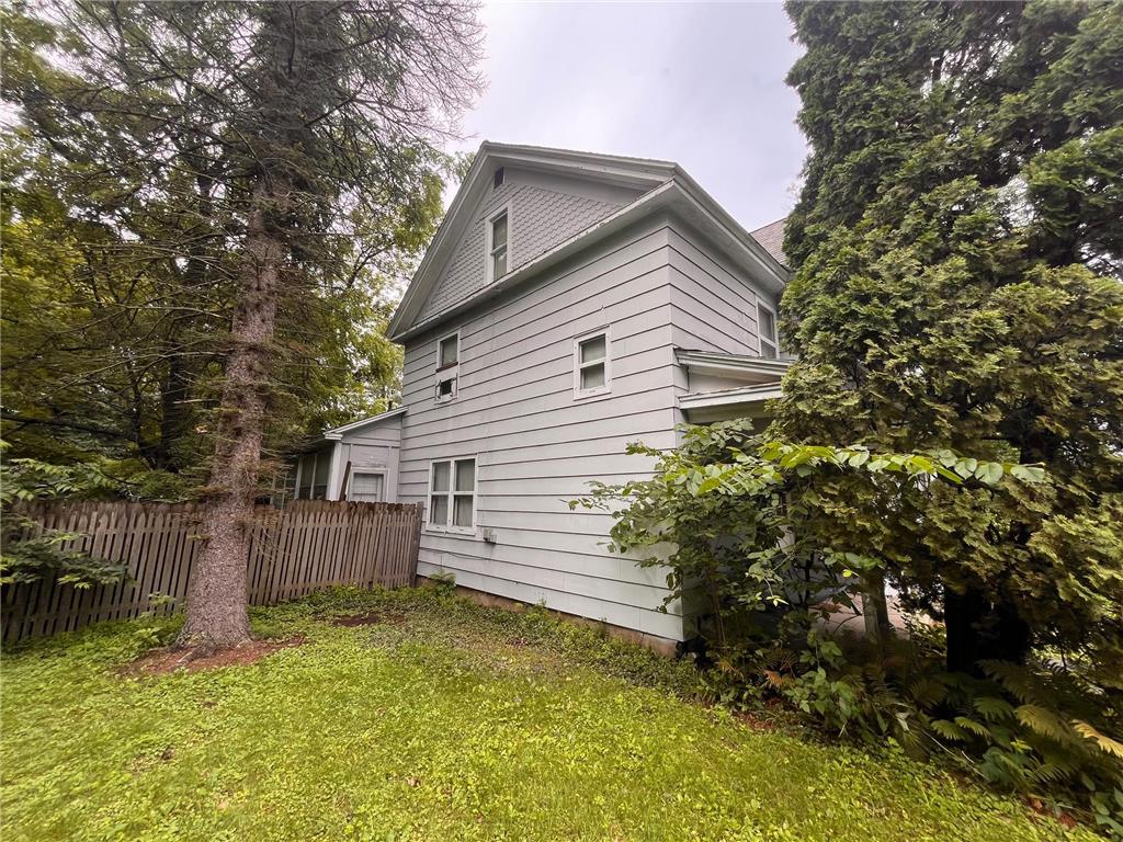 315 E Kentucky Street Saint Croix Falls WI 54024 7107005 image2