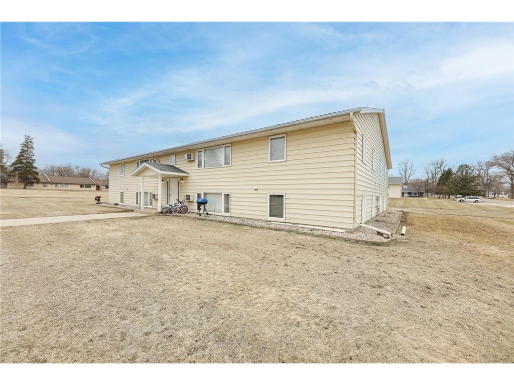 315 E Main Street Cyrus MN 56323 7011649 image23