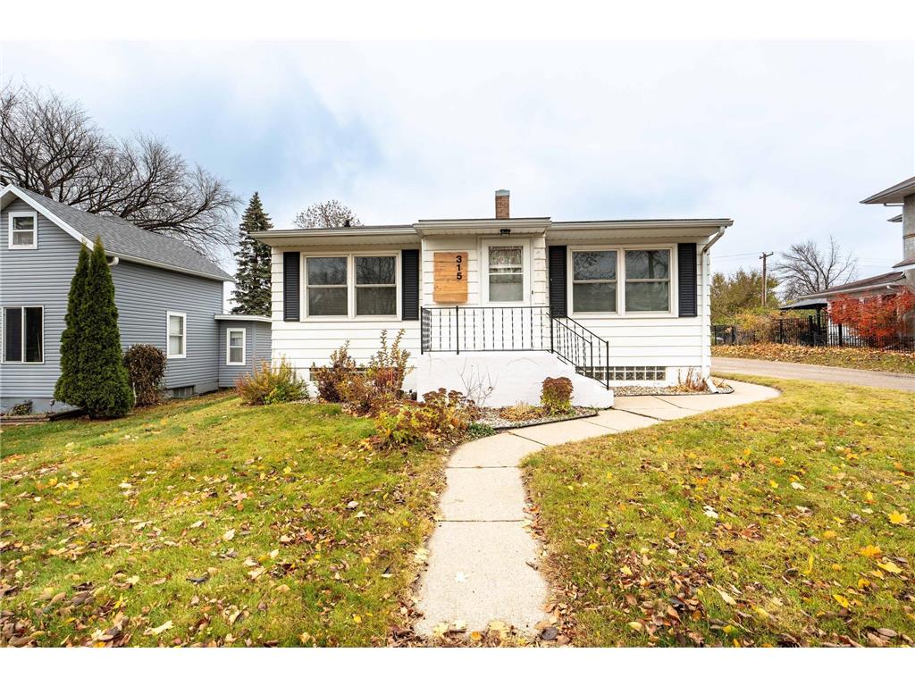 315 E Vernon Avenue Fergus Falls MN 56537 6631244 image1