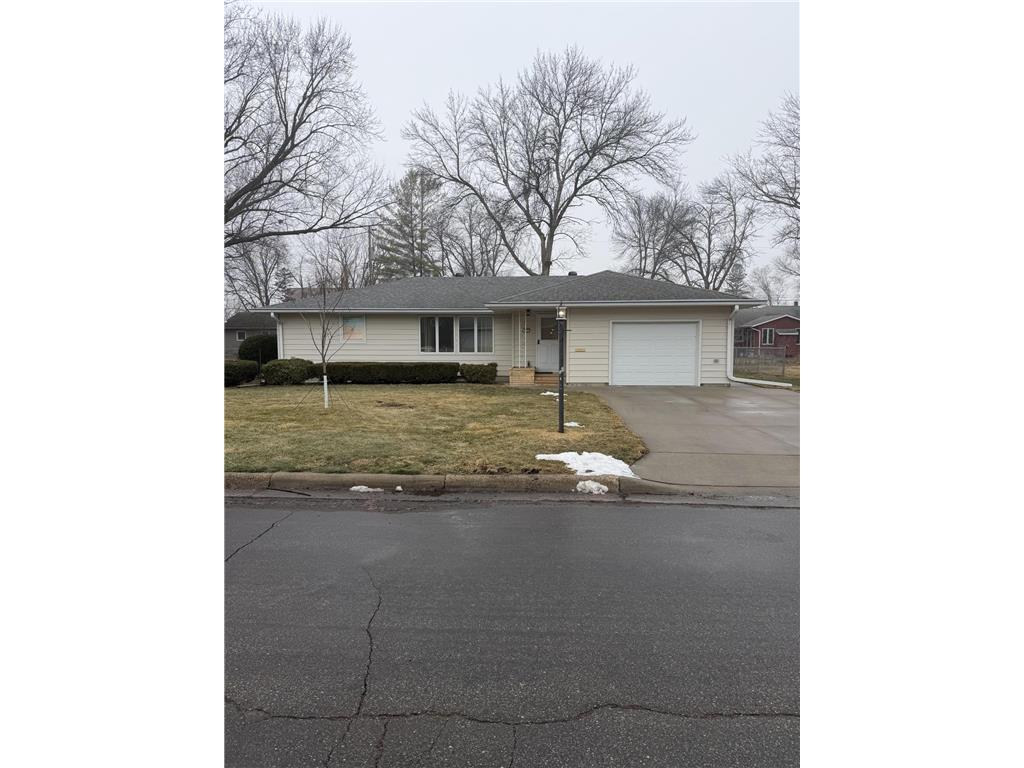 315 Floral Avenue Mankato MN 56001 7001236 image1