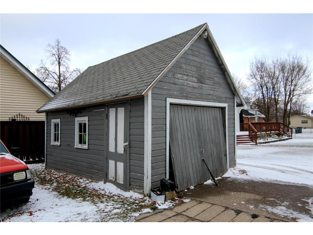 315 Hassan Street SE Hutchinson MN 55350 6821659 image24