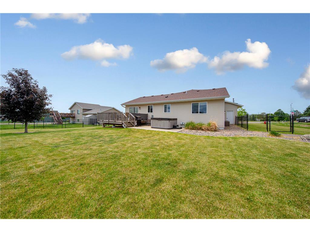 315 Hazeltine Avenue NE Owatonna MN 55060 7091414 image4
