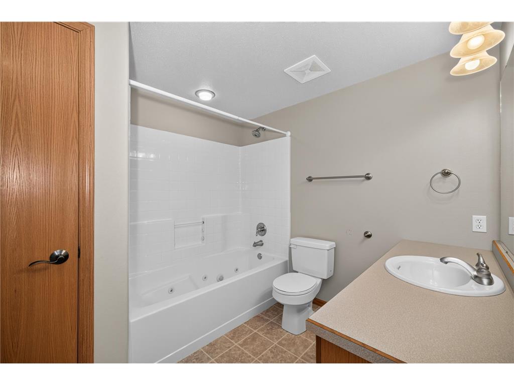 315 Maust Way Horace ND 58047 7098456 image34