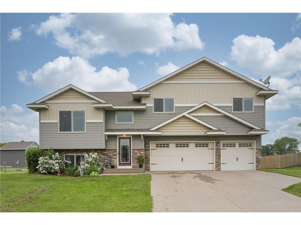 315 N Benet Avenue Rush City MN 55069 6738103 image1