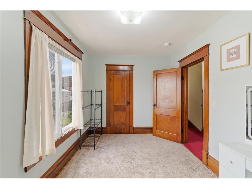 315 N Broad Street Mankato MN 56001 7058505 image16