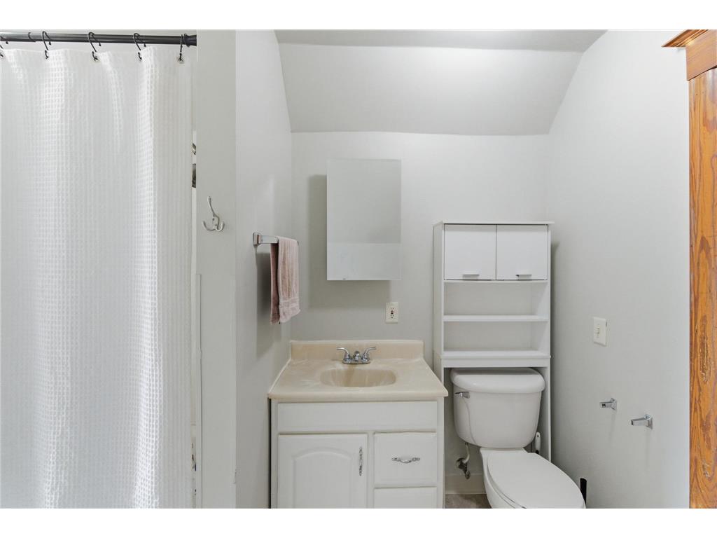 315 N Broad Street Mankato MN 56001 7058505 image21