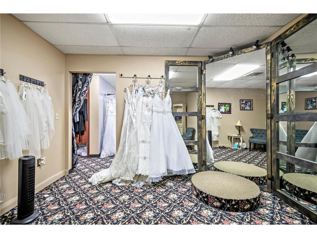 315 N Cedar Avenue Owatonna MN 55060 6658425 image17