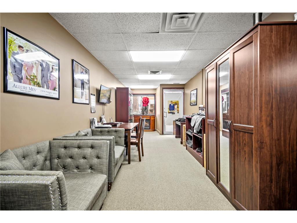 315 N Cedar Avenue Owatonna MN 55060 6658425 image24