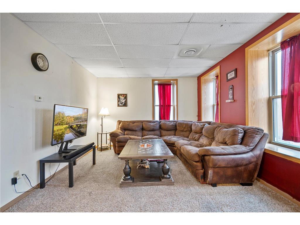 315 N Cedar Avenue Owatonna MN 55060 6658425 image32