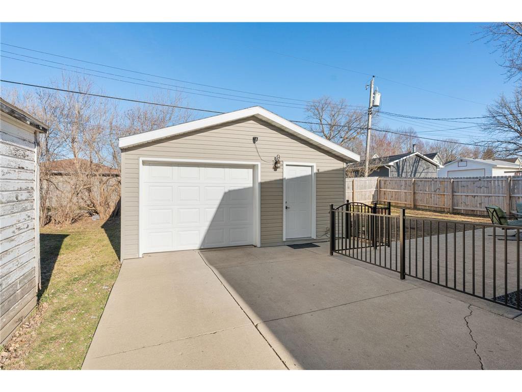 315 N Pine Avenue Owatonna MN 55060 7051345 image10