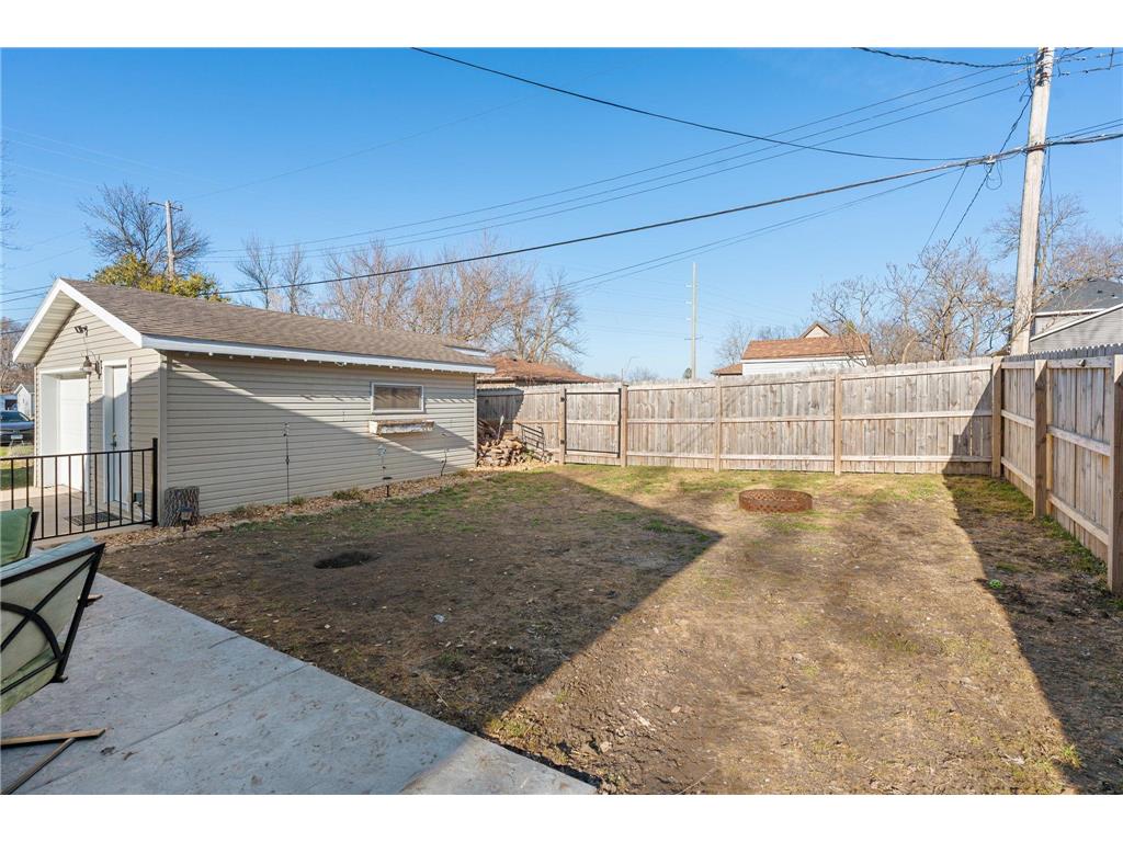 315 N Pine Avenue Owatonna MN 55060 7051345 image9