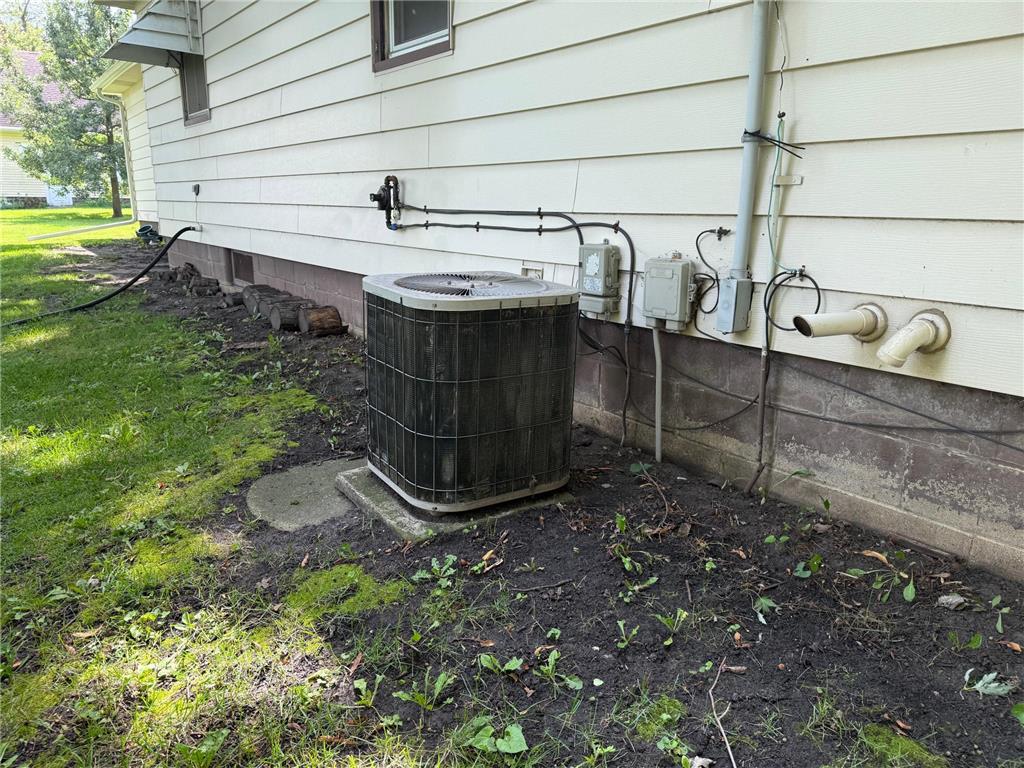 315 Palmer Street N Alpha MN 56111 6769974 image20