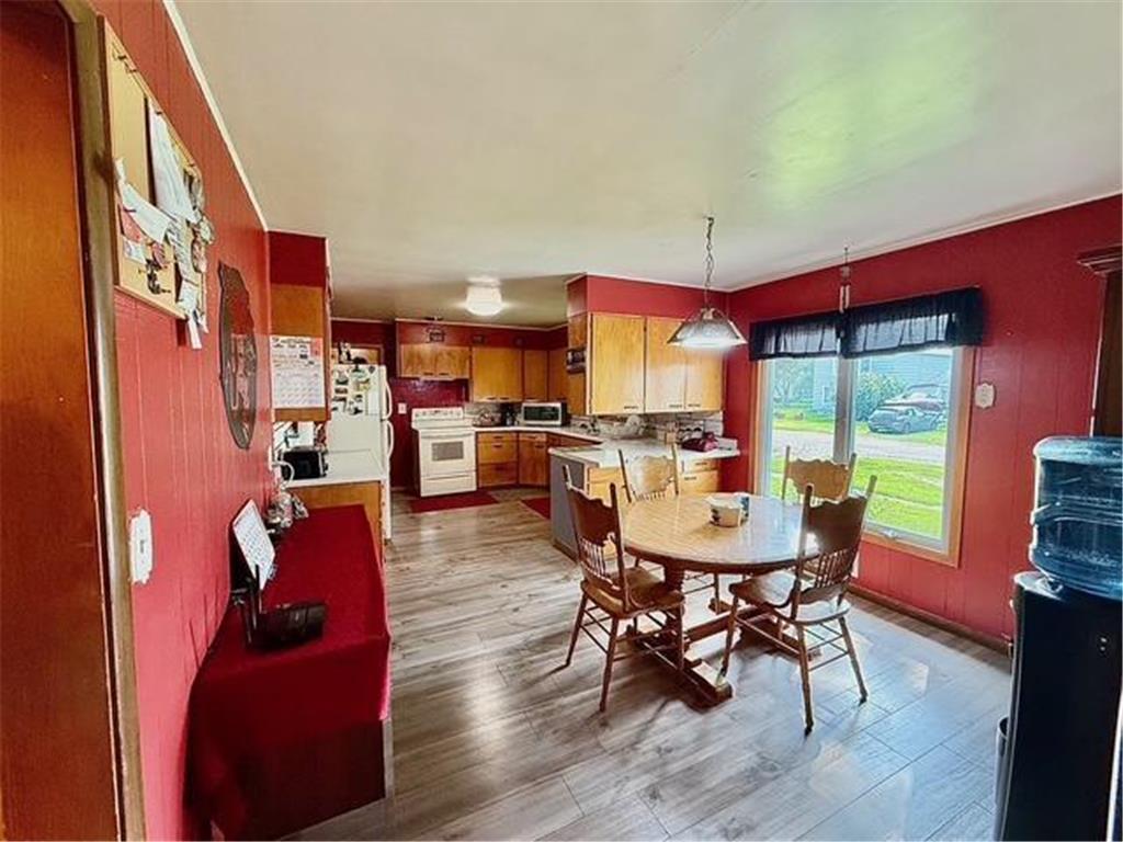 315 Palmer Street N Alpha MN 56111 6769974 image7