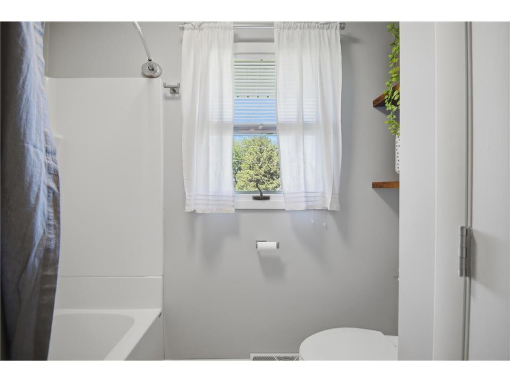 315 Rena Belle Street NW Eyota MN 55934 7074193 image14
