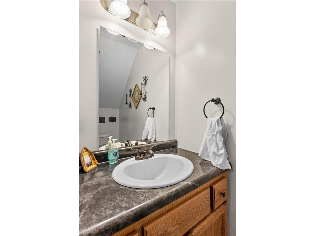 315 Roosevelt Street S #B Cambridge MN 55008 6775486 image10