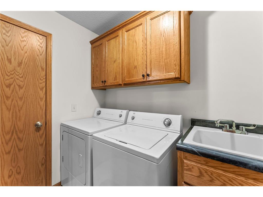 315 Roosevelt Street S #B Cambridge MN 55008 6775486 image11