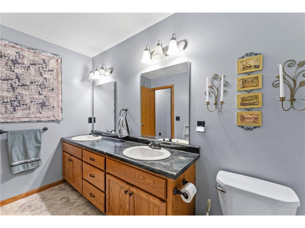 315 Roosevelt Street S #B Cambridge MN 55008 6775486 image14