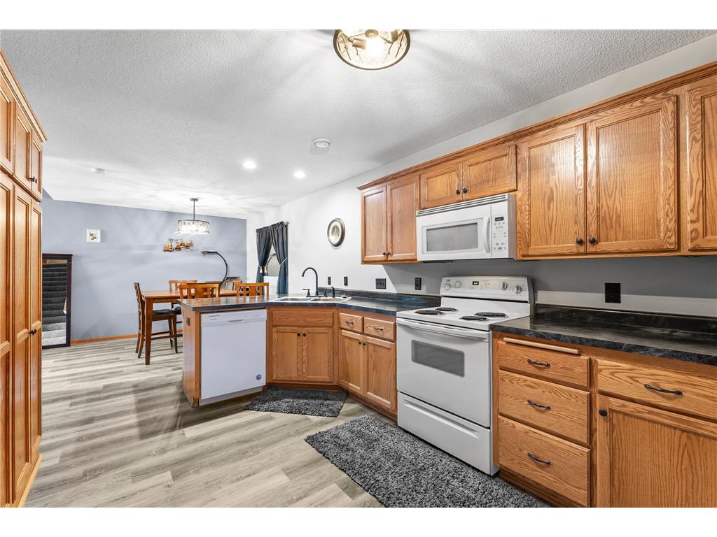 315 Roosevelt Street S #B Cambridge MN 55008 6775486 image7