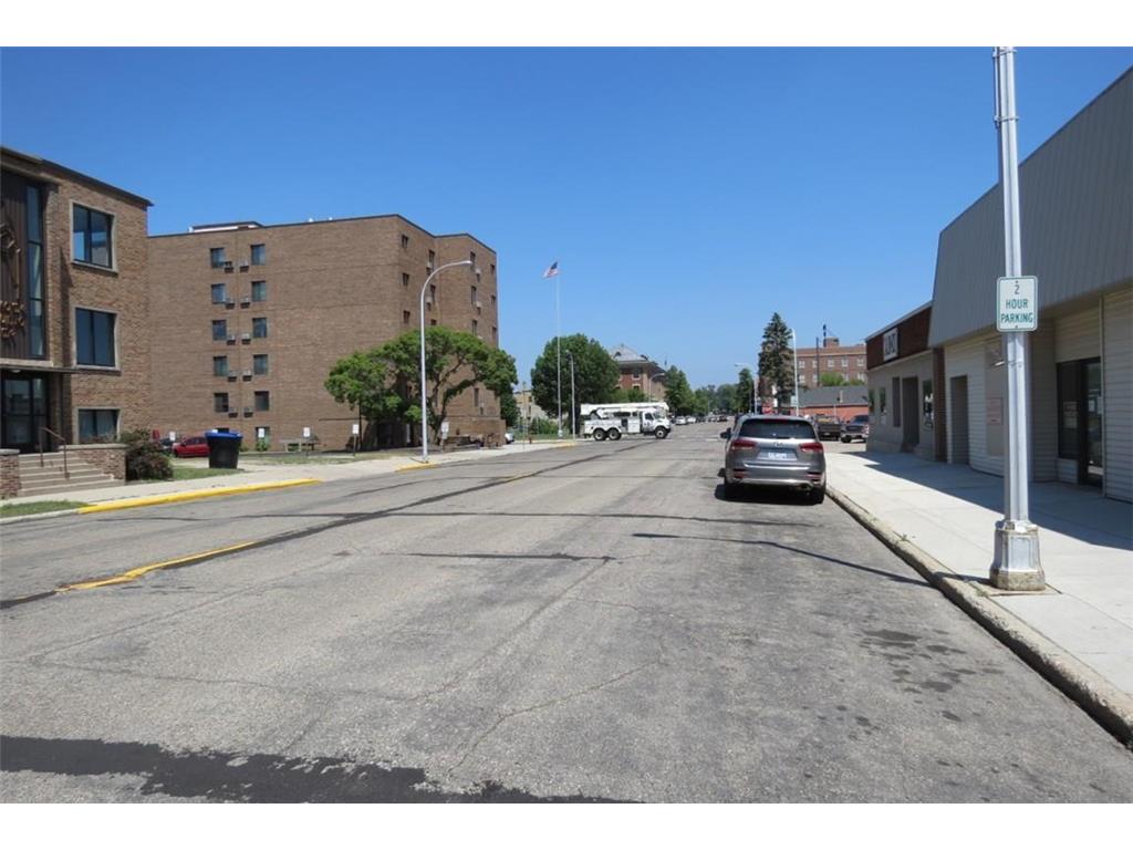 315 S Mill Street Fergus Falls MN 56537 7083288 image2