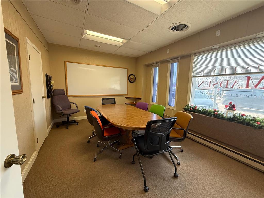 315 S Washington Street Redwood Falls MN 56283 7007323 image7