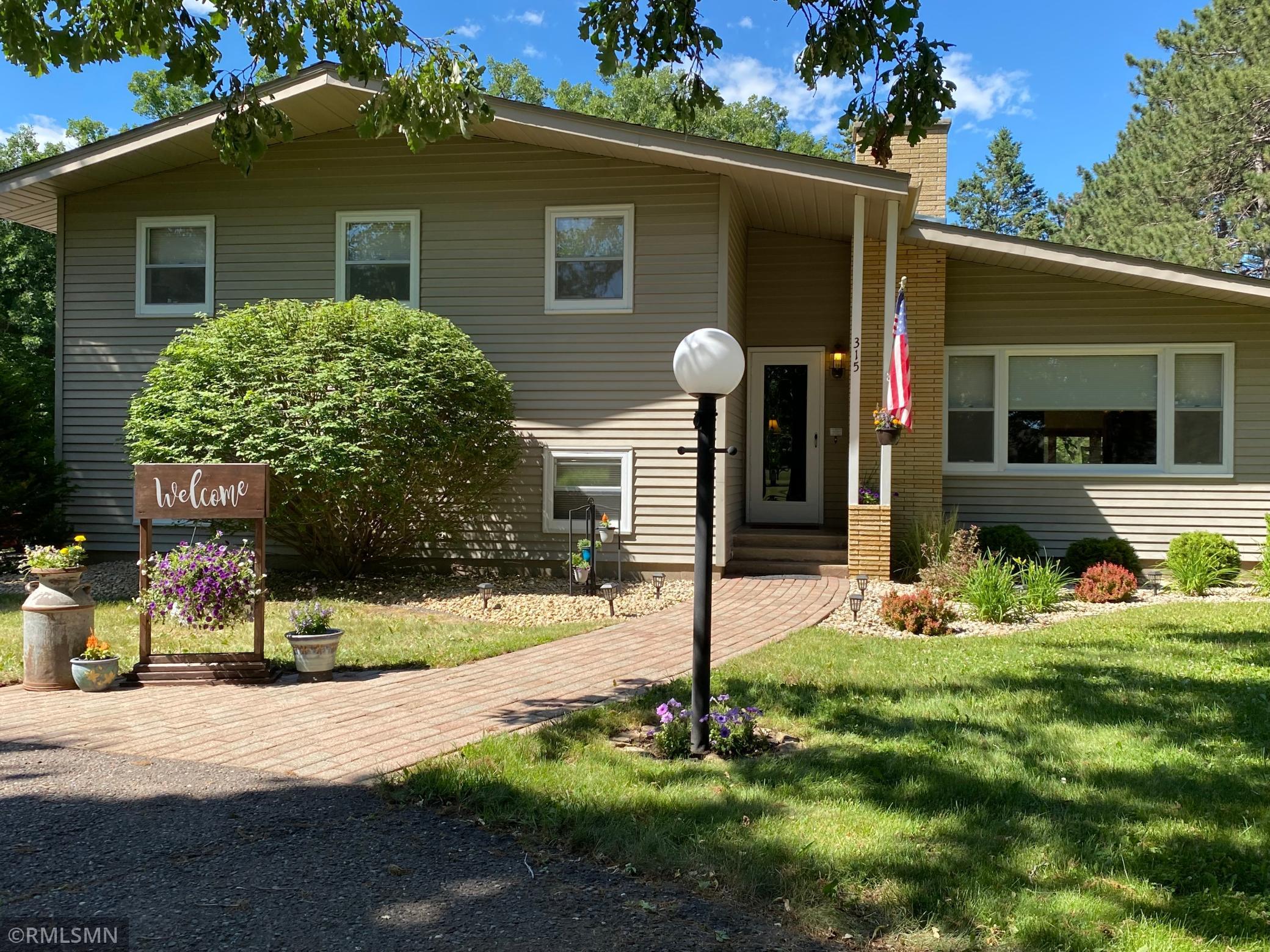 315 Seminole Avenue, Osceola, WI 54020 MLS 6011759 Edina Realty