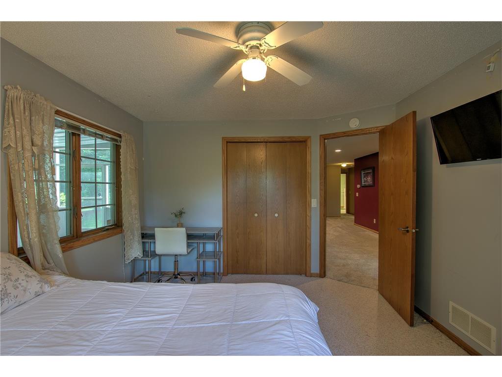 315 Sunset Lane N Cambridge MN 55008 7088044 image25