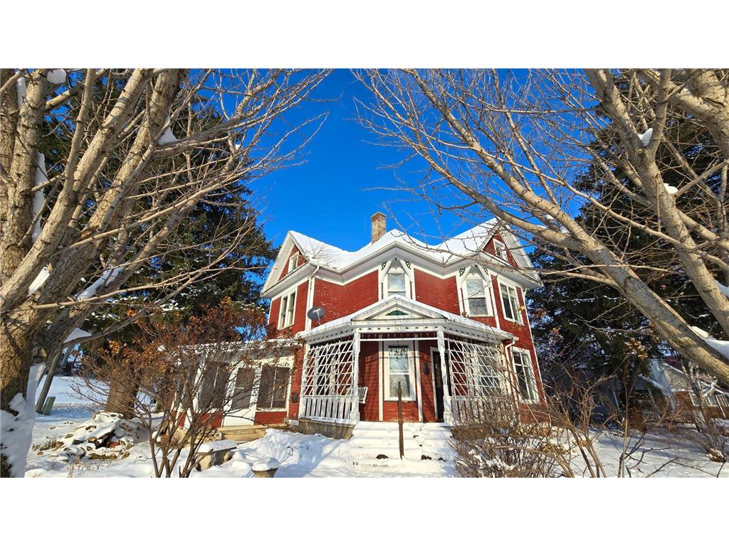 315 W Newburg Avenue Mabel MN 55954 6824368 image1