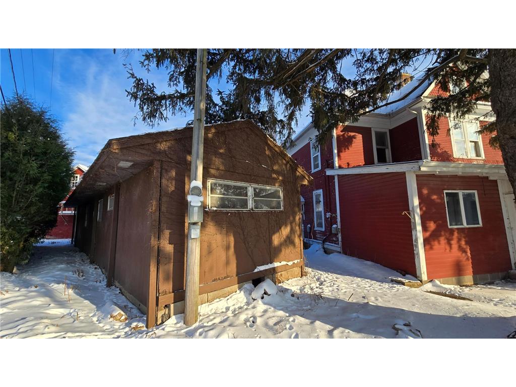 315 W Newburg Avenue Mabel MN 55954 6824368 image23