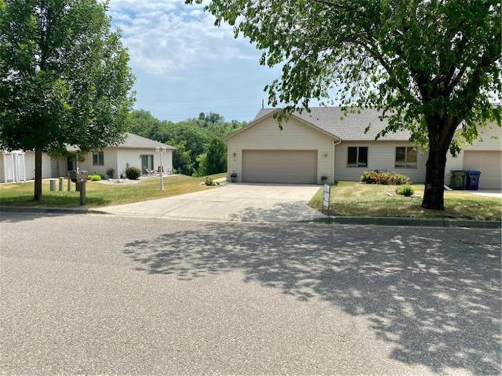 315 W St.Charles Avenue Fergus Falls Twp MN 56537 6331276 image1