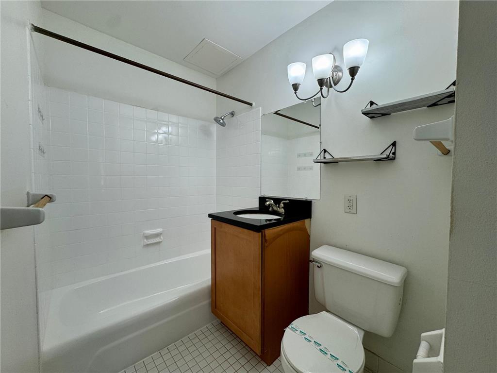 3150 Excelsior Blvd #211 Minneapolis MN 55416 6807030 image20