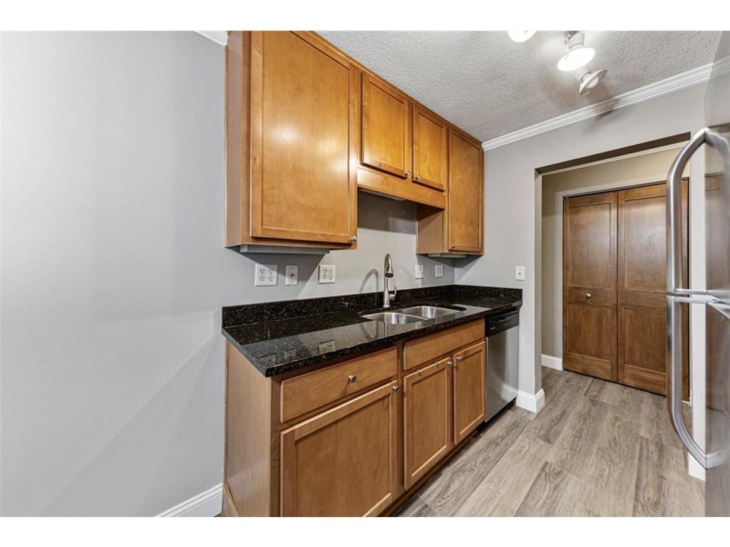 3150 Excelsior Boulevard #109 Minneapolis MN 55416 6817043 image11