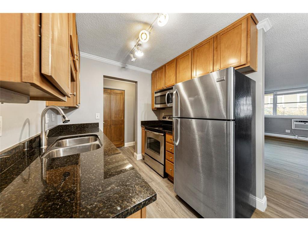 3150 Excelsior Boulevard #109 Minneapolis MN 55416 6817043 image13