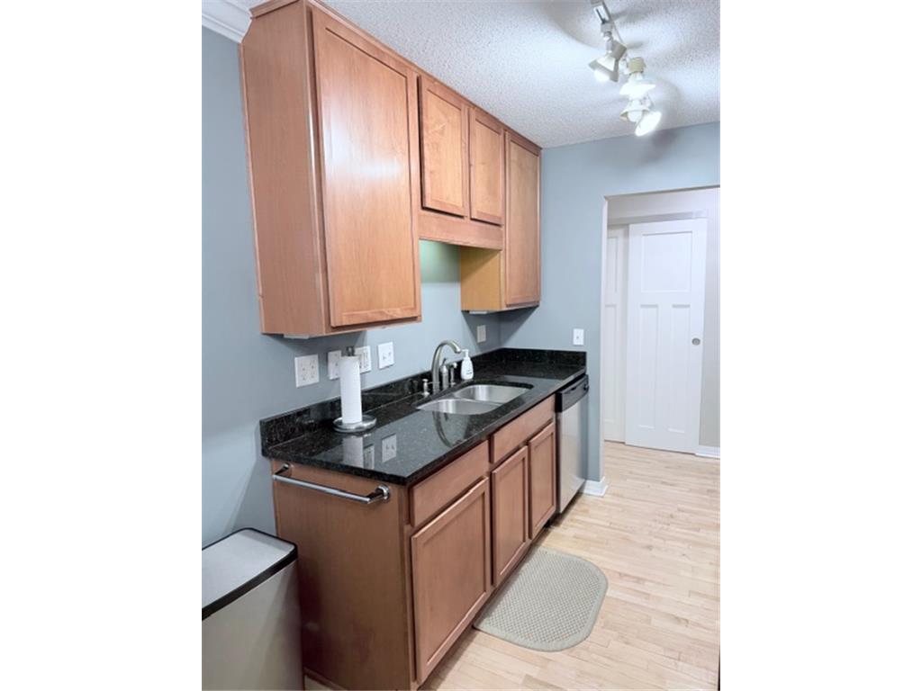 3150 Excelsior Boulevard #313 Minneapolis MN 55416 7057557 image15