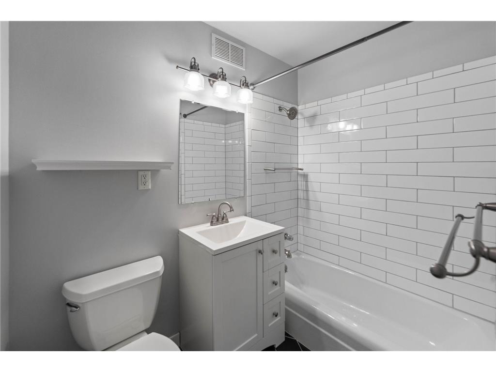 3150 Excelsior Boulevard #405 Minneapolis MN 55416 7058135 image22