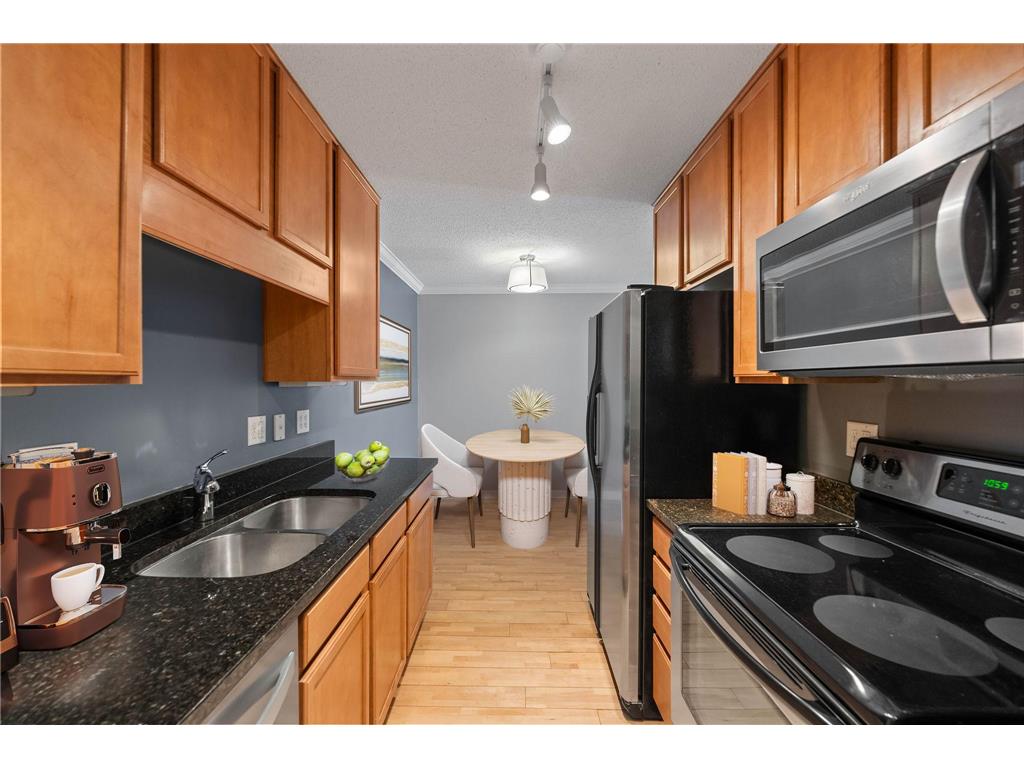 3150 Excelsior Boulevard #405 Minneapolis MN 55416 7058135 image6