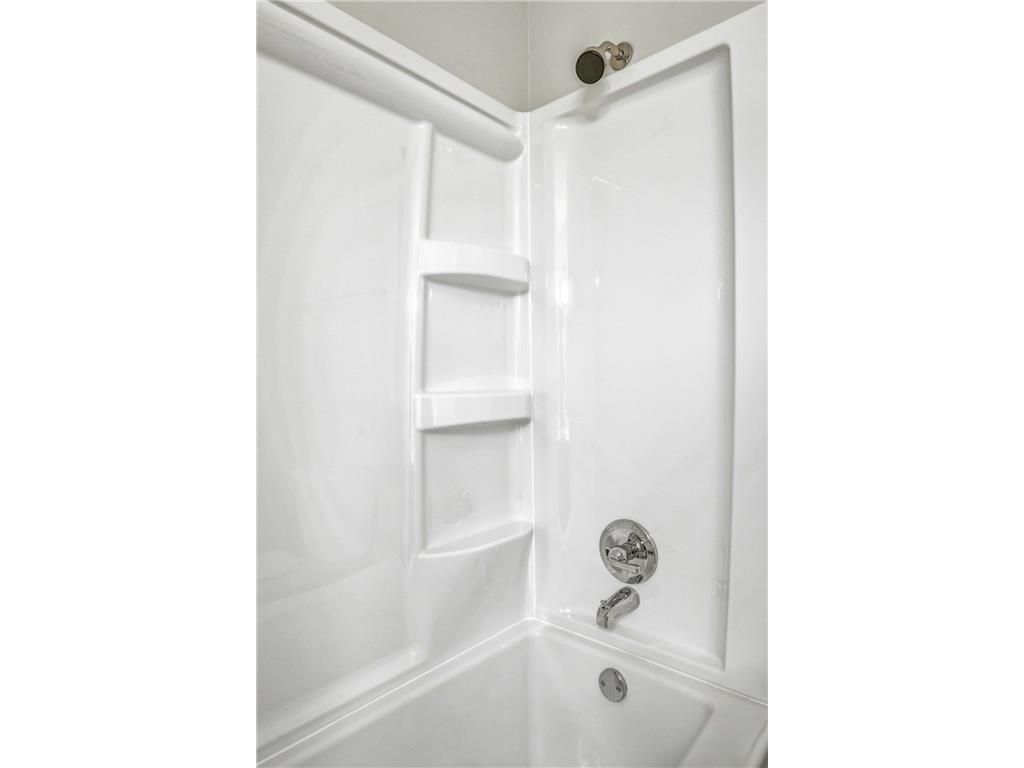 3150 Glen Oaks Avenue #105A White Bear Lake MN 55110 7046377 image12