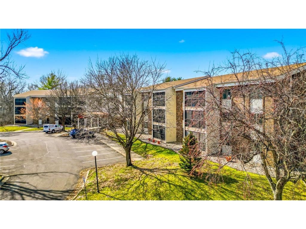 3150 Glen Oaks Avenue #105A White Bear Lake MN 55110 7046377 image40