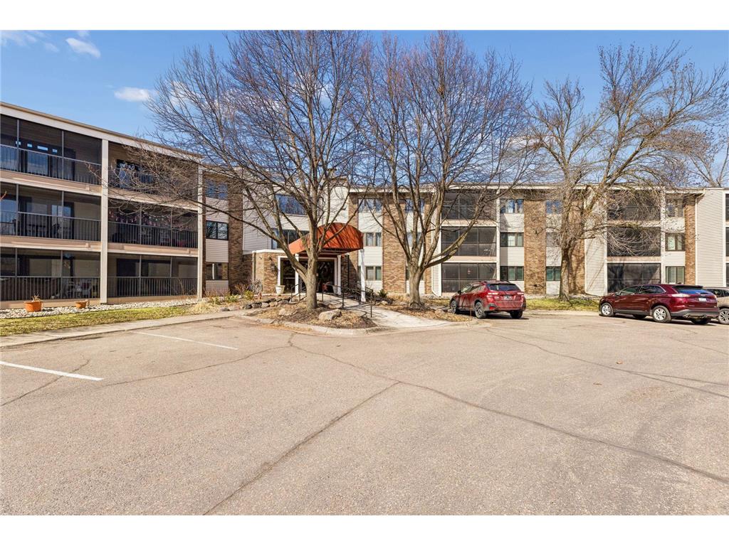 3150 Glen Oaks Avenue #111A White Bear Lake MN 55110 7045417 image1