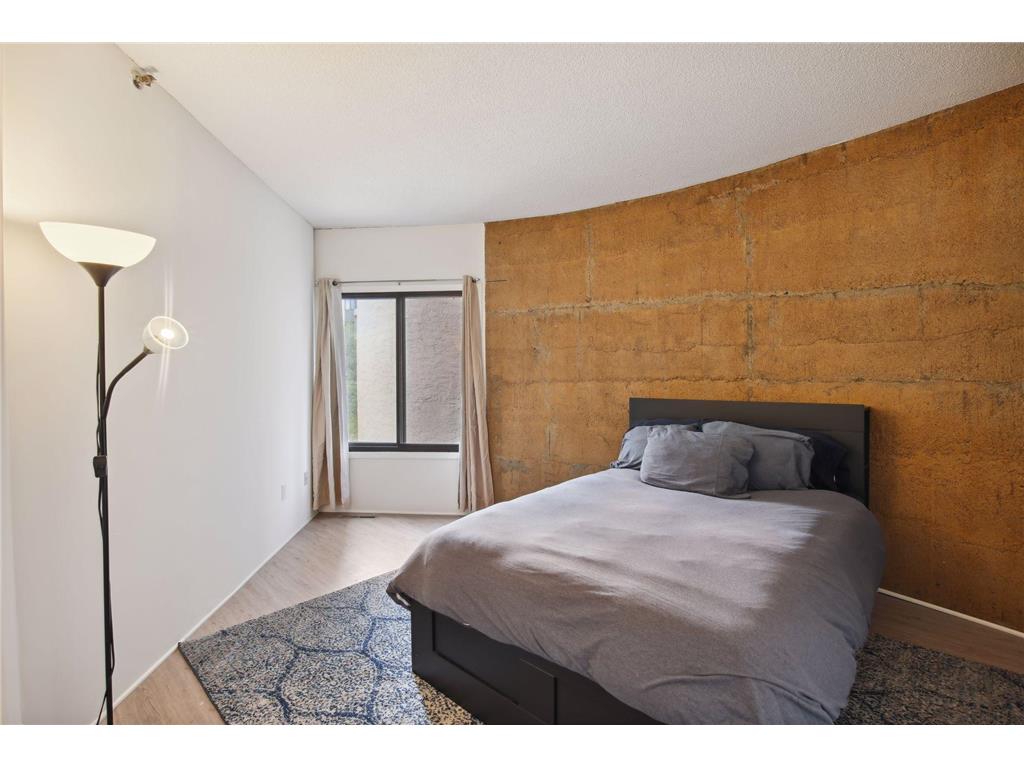 3151 Dean Court #B106 Minneapolis MN 55416 7045232 image23