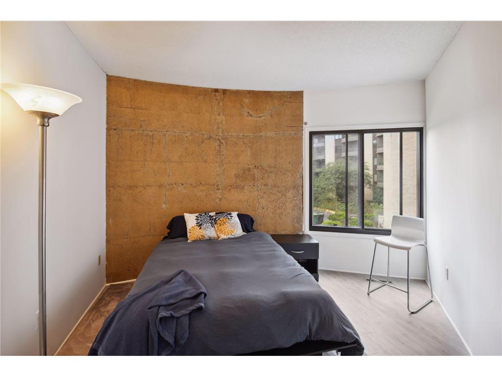 3151 Dean Court #B106 Minneapolis MN 55416 7045232 image25