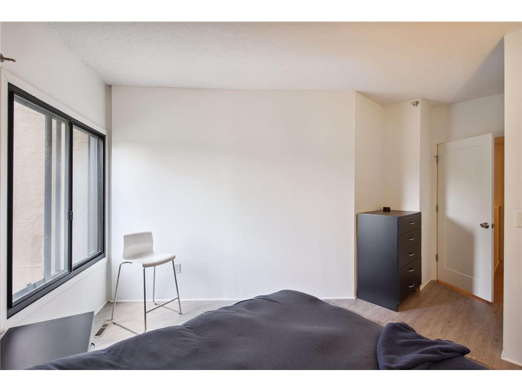 3151 Dean Court #B106 Minneapolis MN 55416 7045232 image27