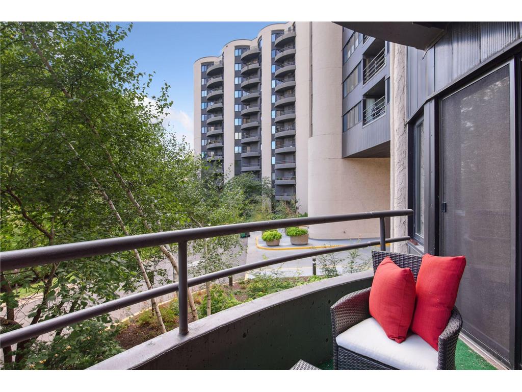 3151 Dean Court #B106 Minneapolis MN 55416 7045232 image32