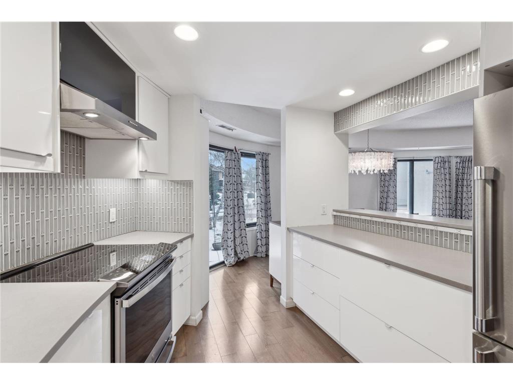 3151 Dean Court #B106 Minneapolis MN 55416 7045232 image4