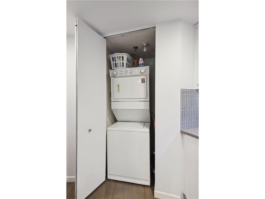 3151 Dean Court #B106 Minneapolis MN 55416 7045232 image7