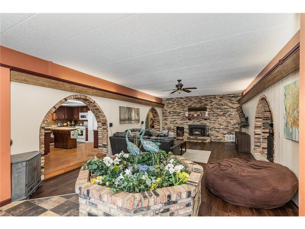 31518 Central Drive NE Cambridge MN 55008 6385593 image1