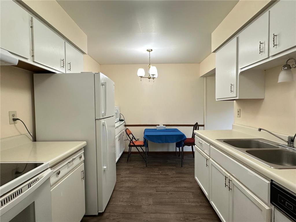 3153 Old Highway 8 #103 Roseville MN 55418 6747538 image9